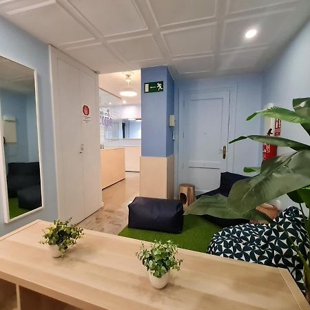Az The Zity Hostel - Coliving 萨拉戈萨 外观 照片