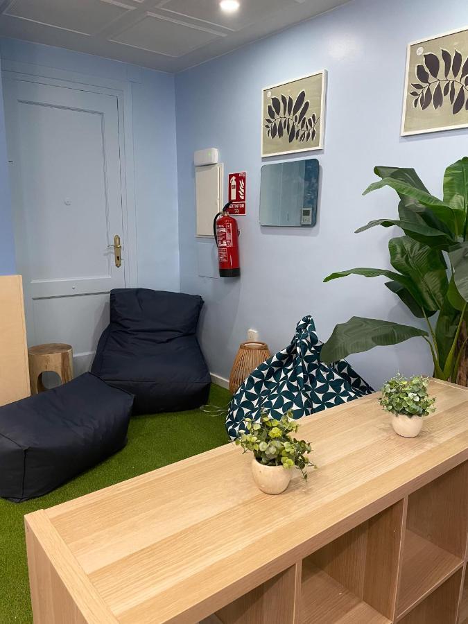 Az The Zity Hostel - Coliving 萨拉戈萨 外观 照片