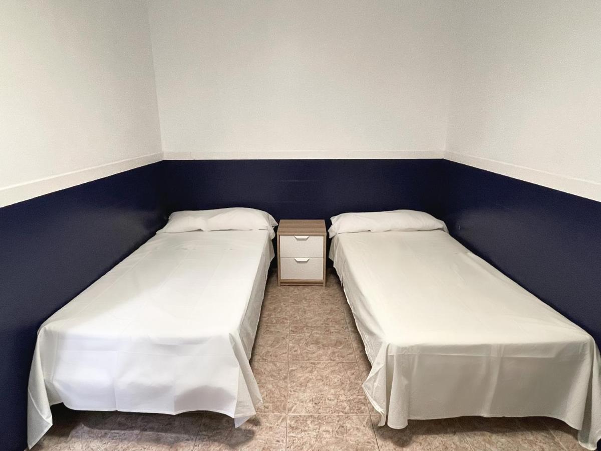 Az The Zity Hostel - Coliving 萨拉戈萨 外观 照片
