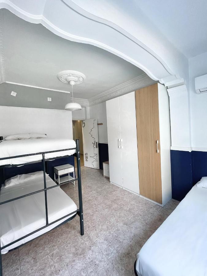 Az The Zity Hostel - Coliving 萨拉戈萨 外观 照片